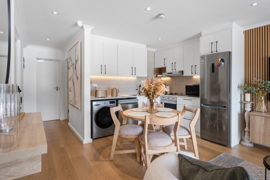 2 Bedroom Property for Sale in Wynberg Upper Western Cape
